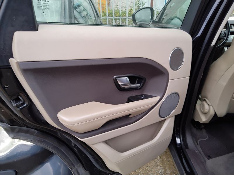 GuidiCar - LAND ROVER Range Rover Evoque 2014 Evoque 2.2 td4 Pure Tech Pack 150cv 5p auto 9m Usato